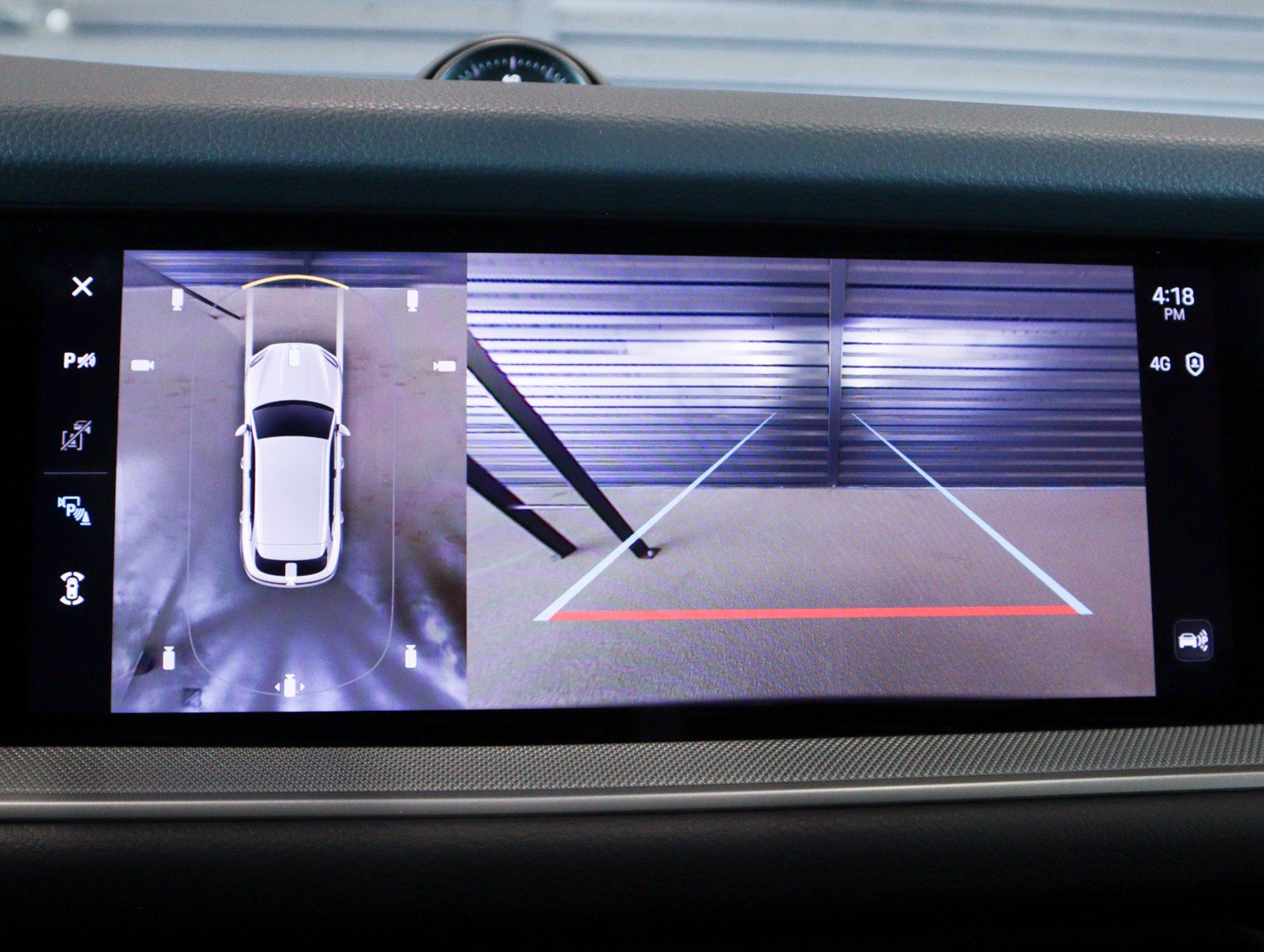 2024 Porsche Cayenne S photo 23