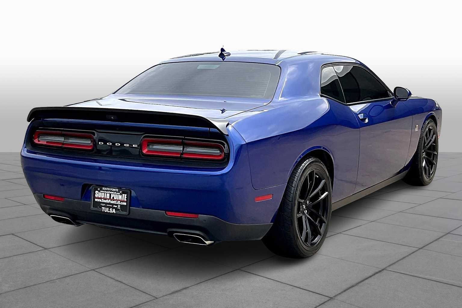 2021 Dodge Challenger R/T Scat Pack photo 12