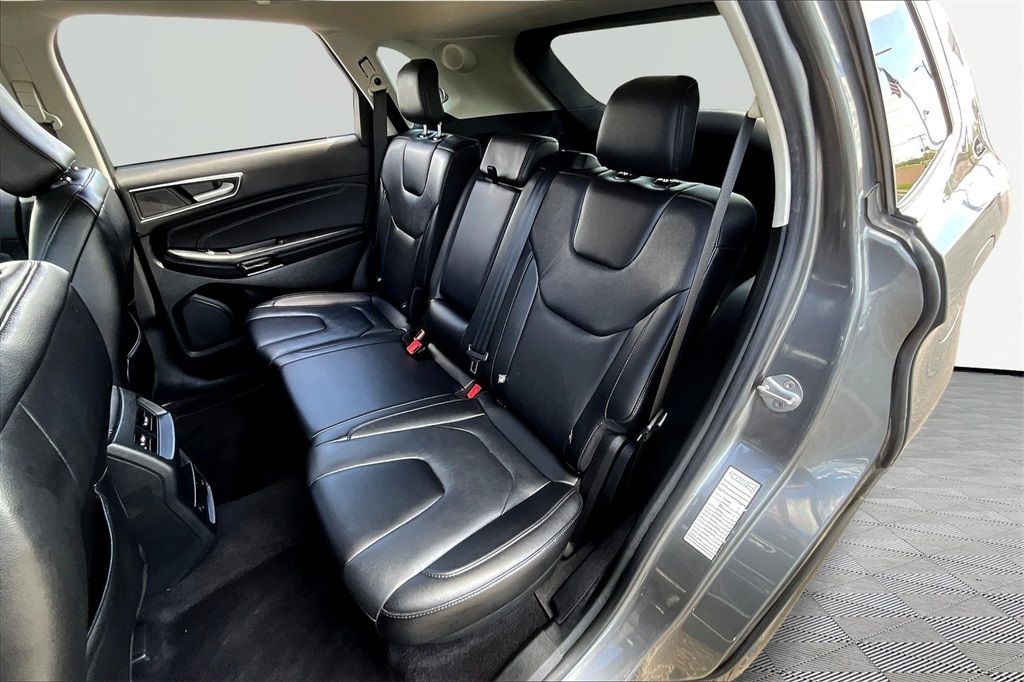 Used 2022 Gray Ford Titanium image 26