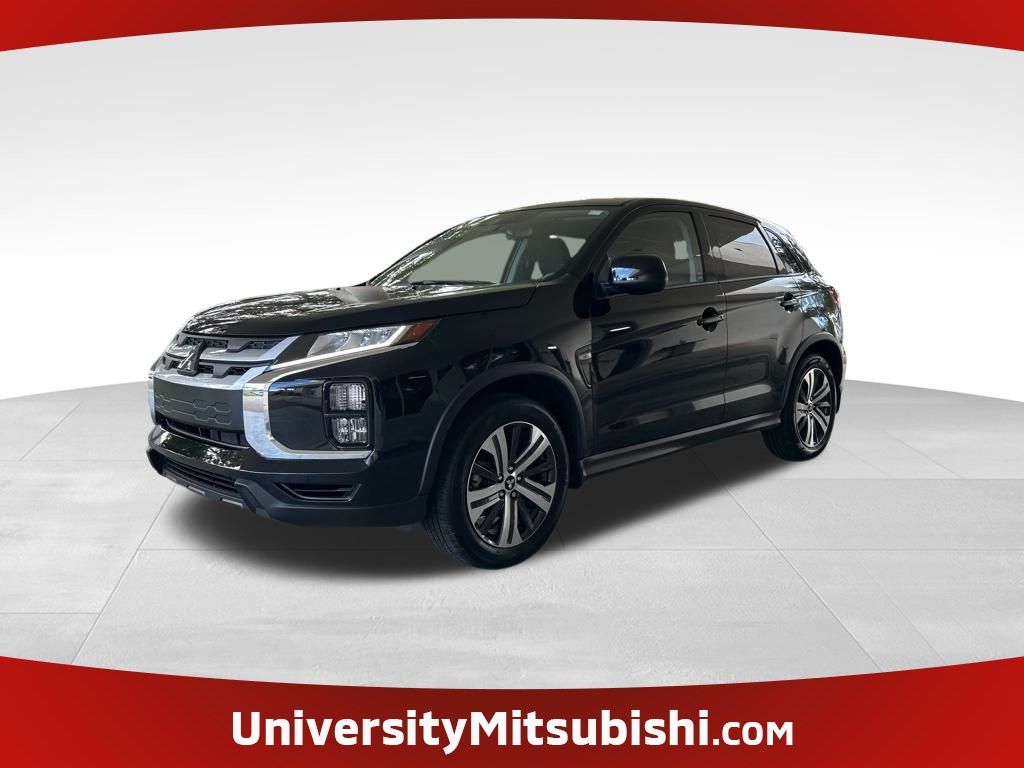 2025 Mitsubishi Outlander Sport ES's photo