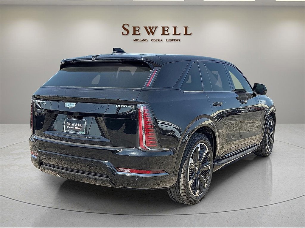 2025 Cadillac Escalade IQ Sport photo 3