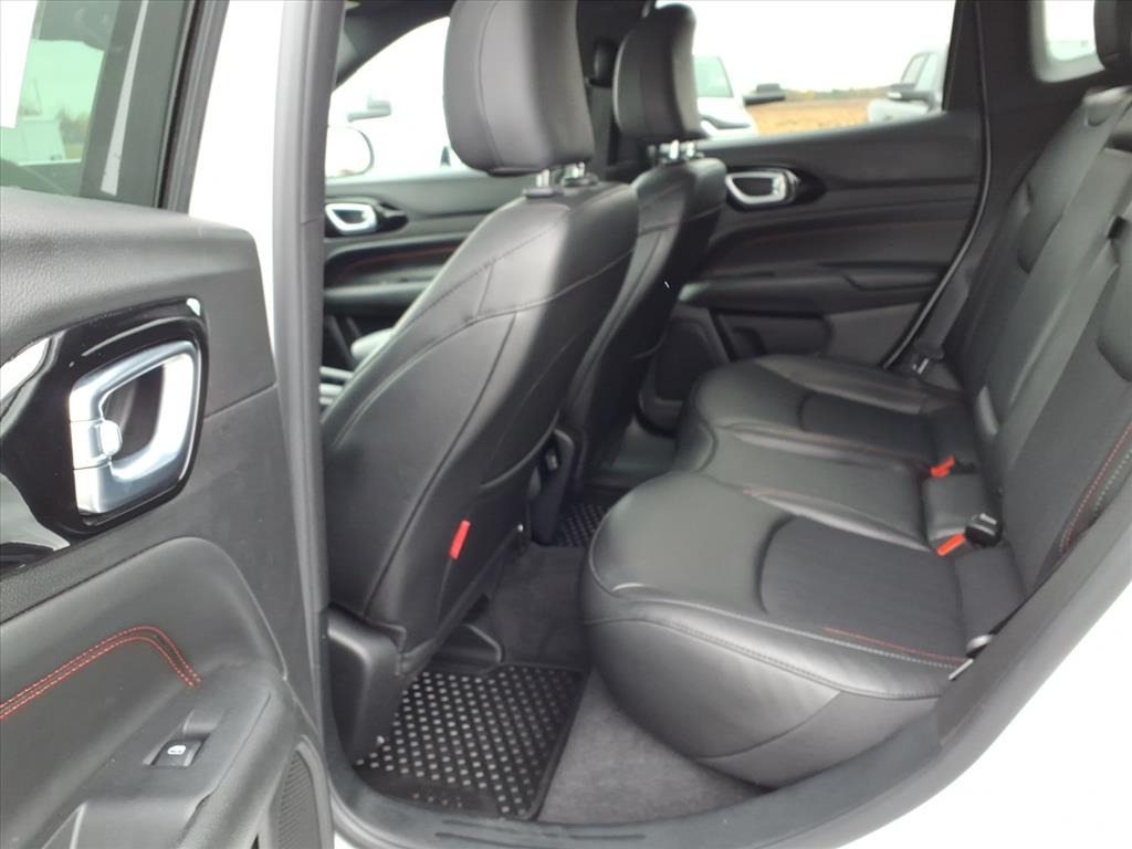 2024 Jeep Compass Trailhawk photo 3