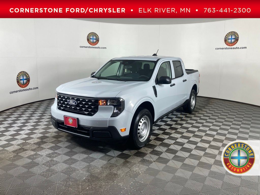 2025 Ford Maverick XL's photo