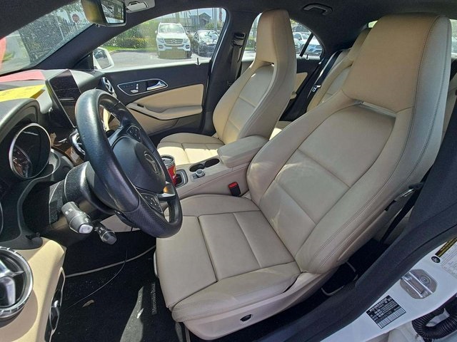 2018 Mercedes Benz CLA 250 photo 2