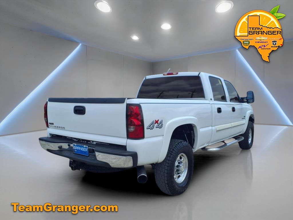 2006 Chevrolet Silverado 2500HD LT1 photo 3