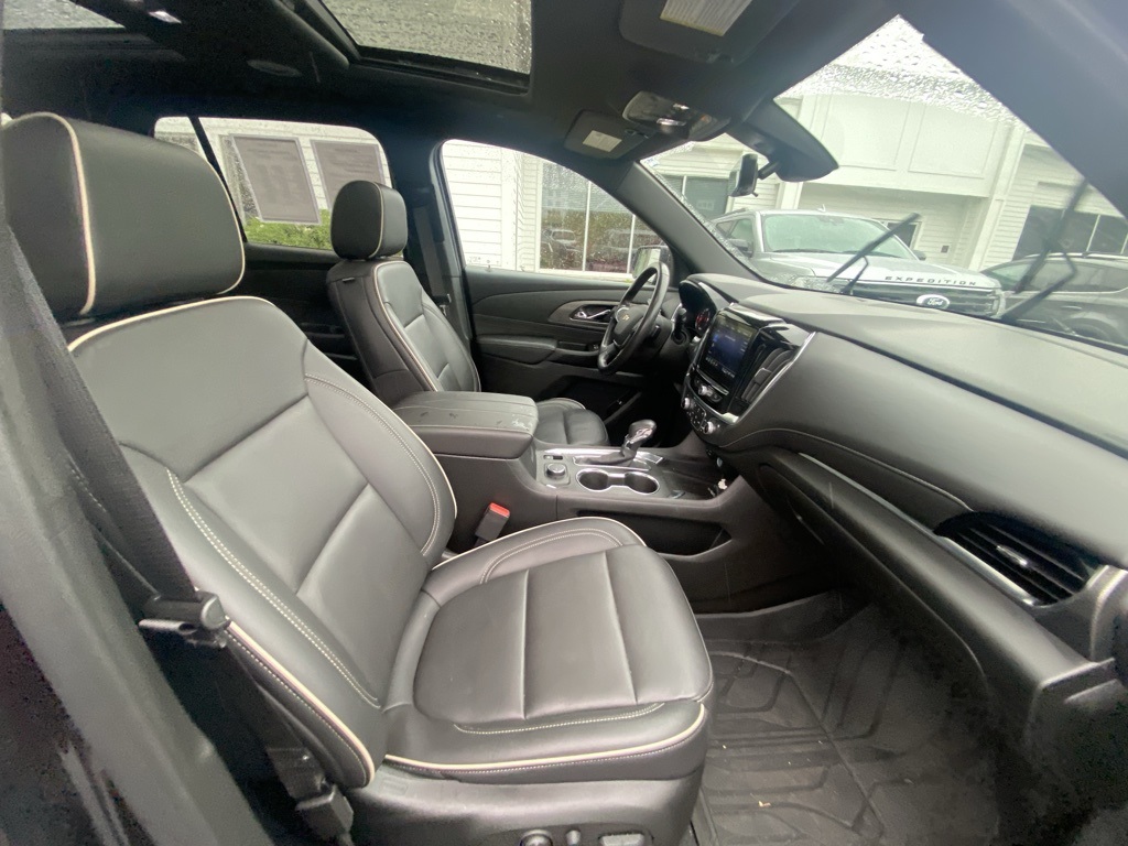 2022 Chevrolet Traverse Premier photo 20