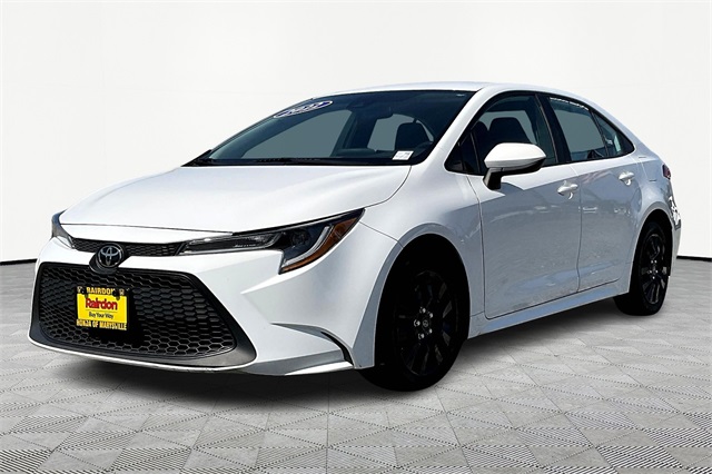 Used 2022 Toyota Corolla LE with VIN 5YFEPMAE0NP367870 for sale in Northfield, Minnesota