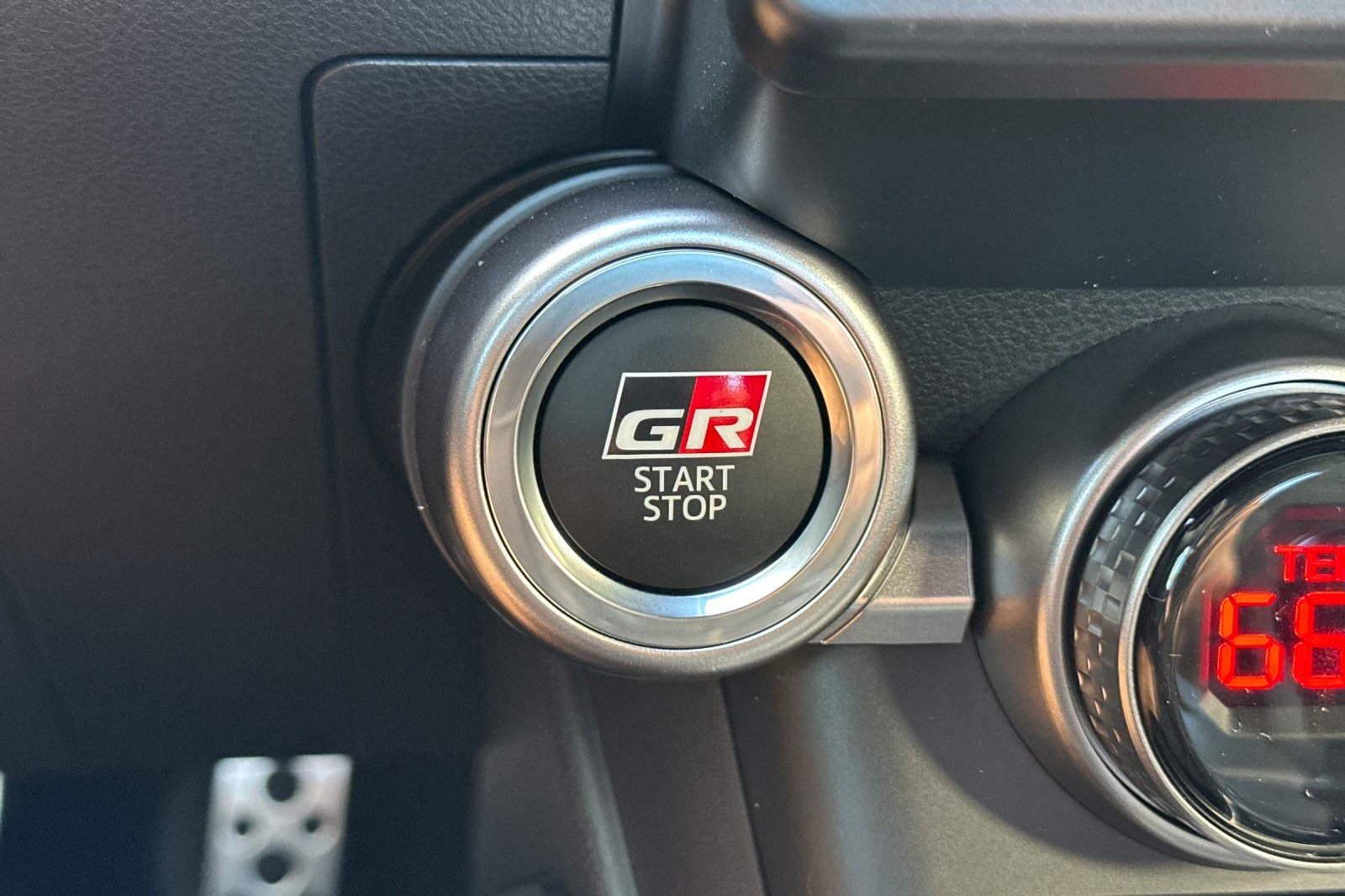 2025 Toyota GR86 Premium photo 22