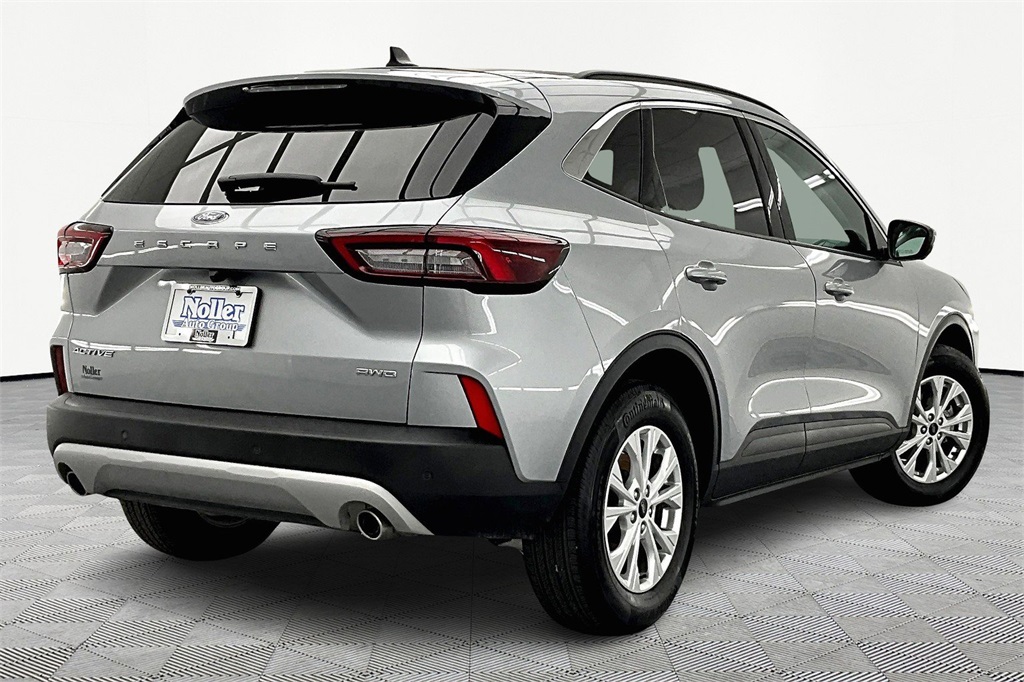 Used 2024 Ford Escape Active with VIN 1FMCU9GN0RUA39406 for sale in Kansas City