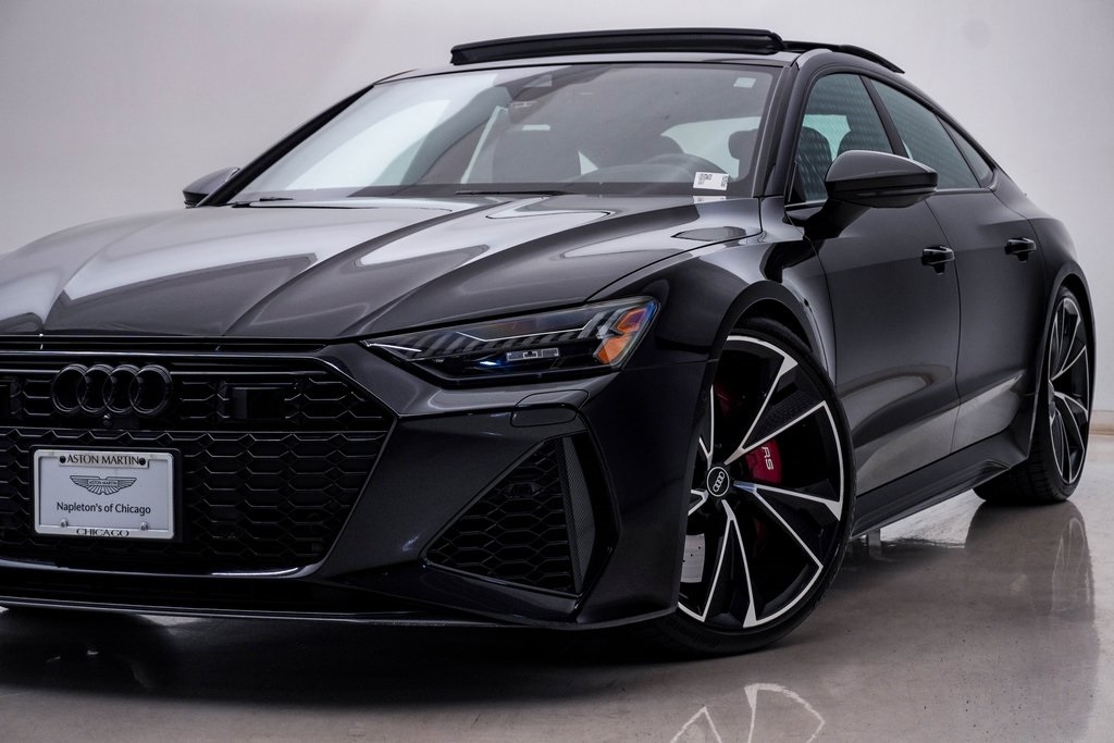 2021 Audi RS 7 Base photo 2