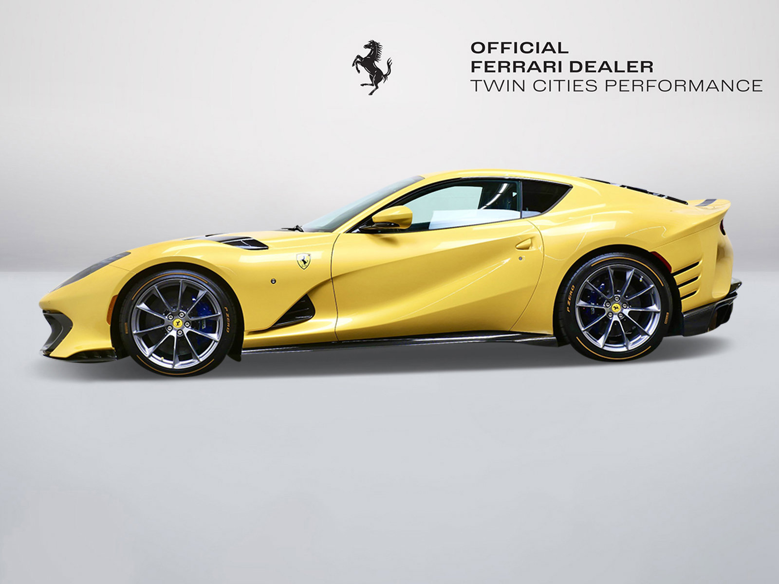 2023 Ferrari 812 Competizione photo 2