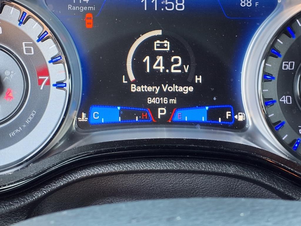 2020 Chrysler 300 photo 28