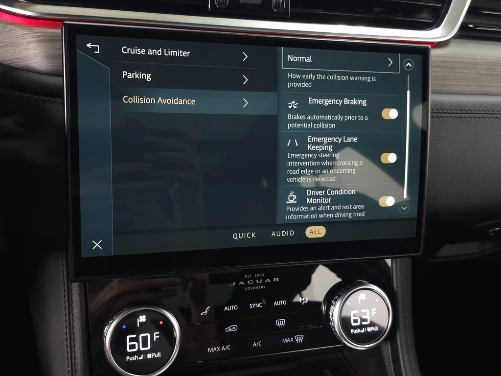 2022 JAGUAR F-PACE - Image 24