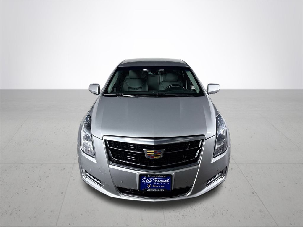 2017 Cadillac XTS Luxury photo 3