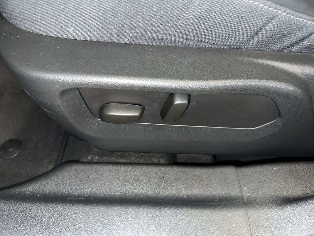 2023 Buick Envision Preferred photo 3