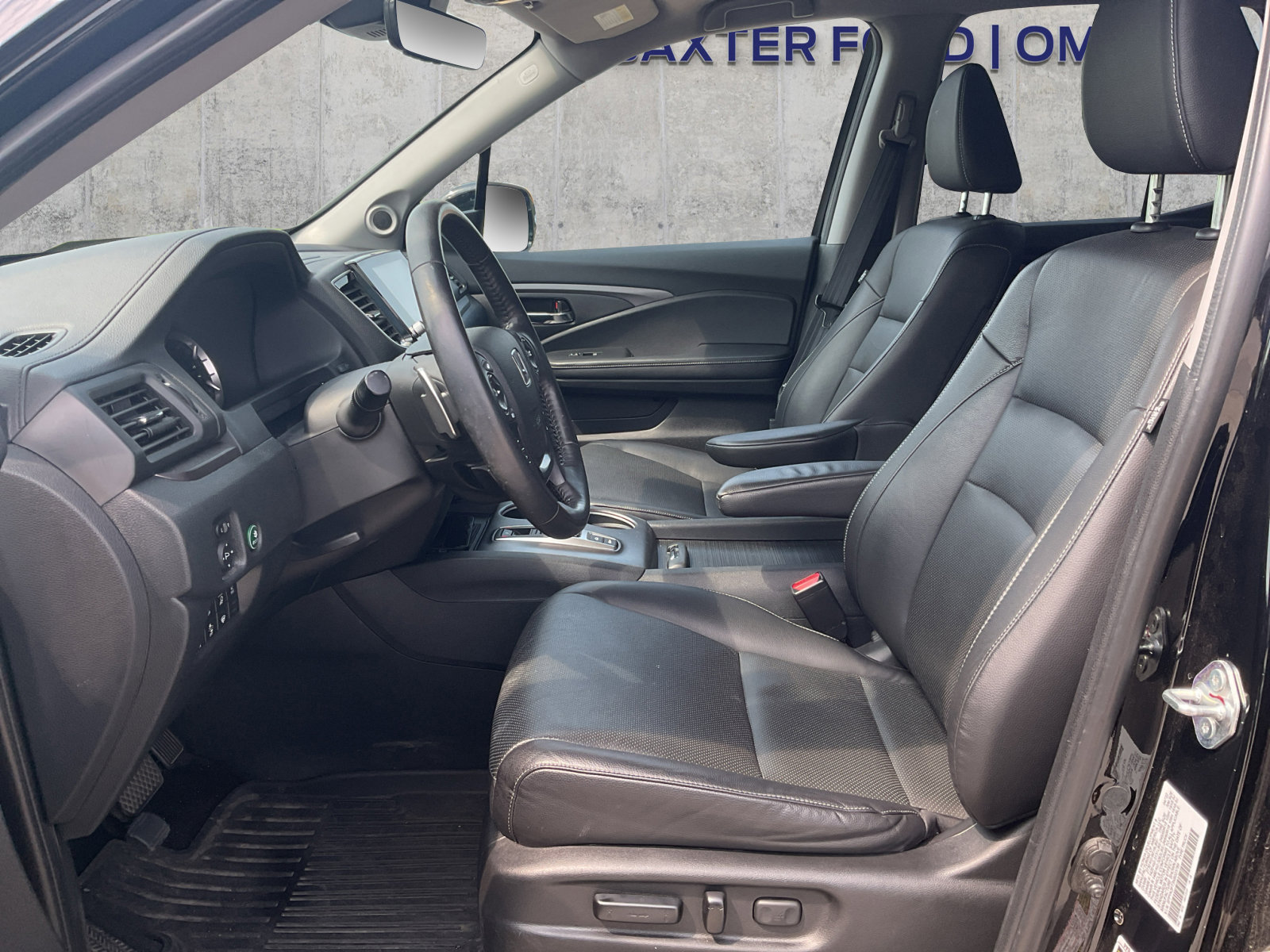 2022 Honda Ridgeline RTL-E Black Edition photo 2
