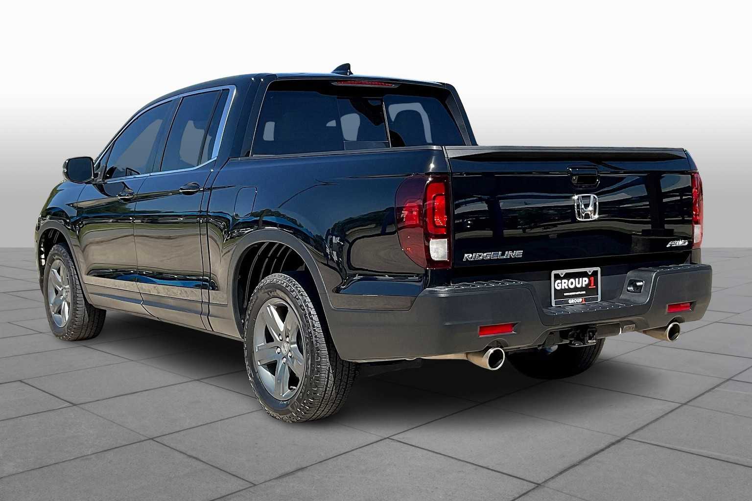 2023 Honda Ridgeline RTL photo 11