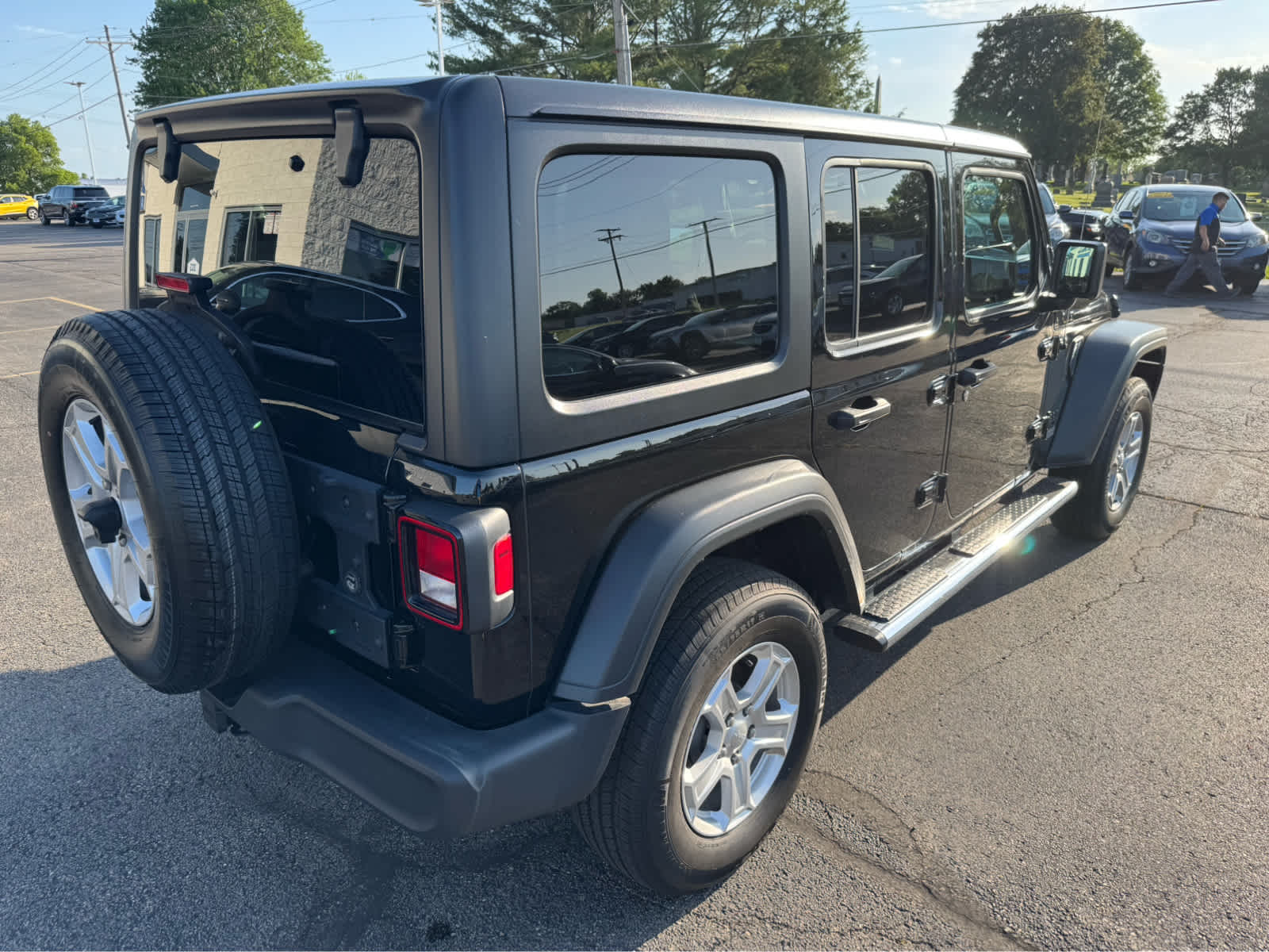 2021 Jeep Wrangler Unlimited Sport S photo 3