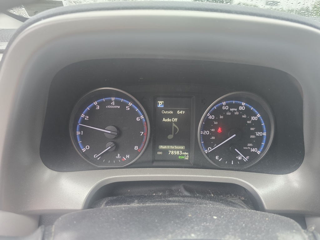 2018 Toyota RAV4 XLE photo 12