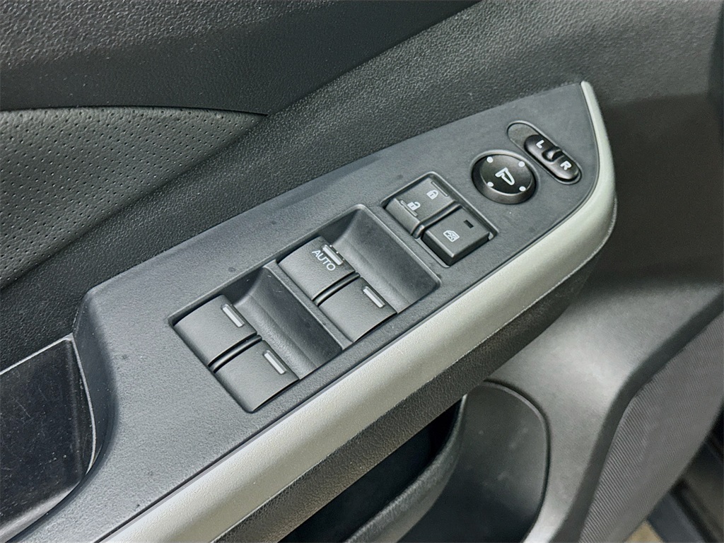 2016 Honda CR-V EX-L photo 12