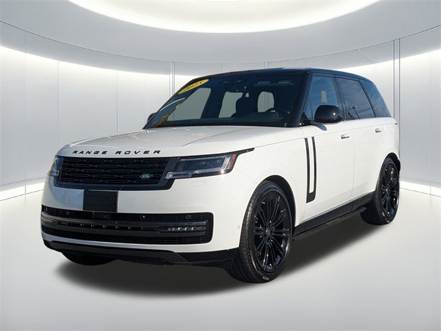 2025 Land Rover Range Rover SE's photo