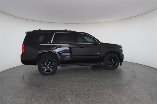 2017 Chevrolet Tahoe LT photo 21