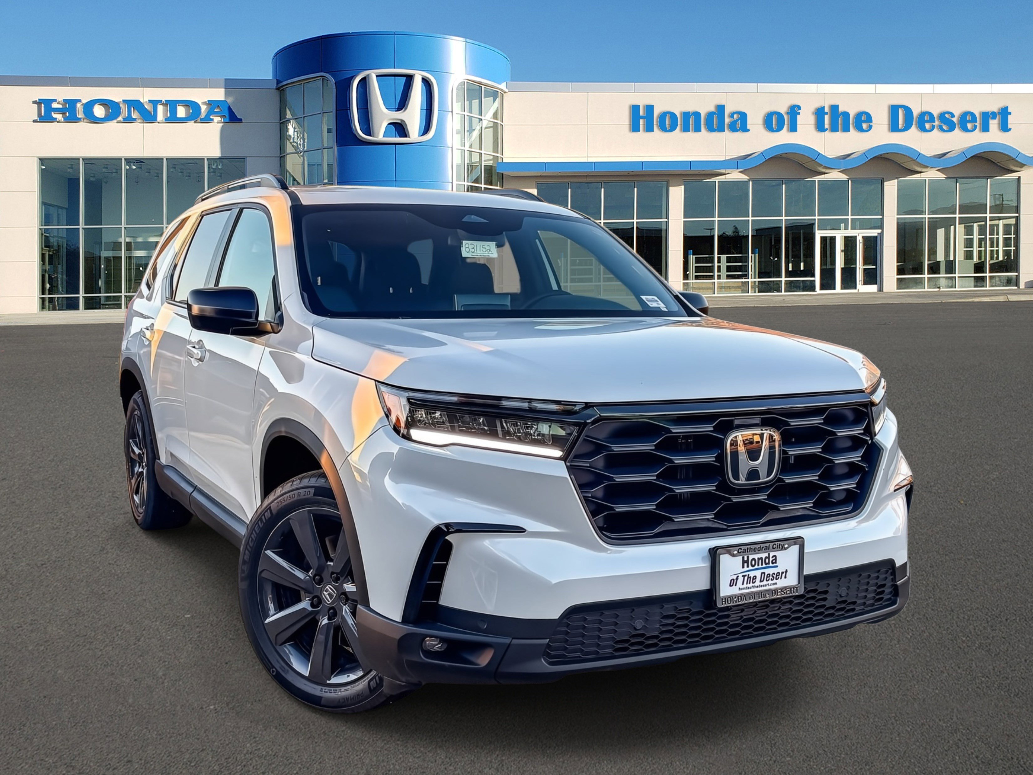 2025 Honda Pilot Sport's photo