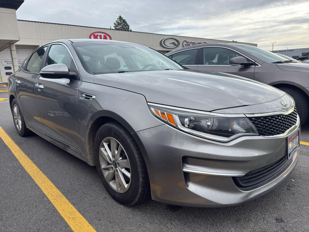 2018 Kia Optima LX photo 2