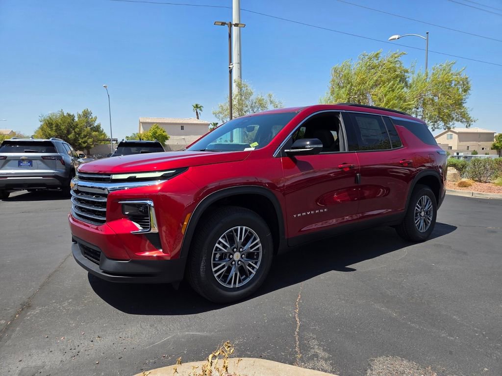 2026 Chevrolet Traverse photo 2