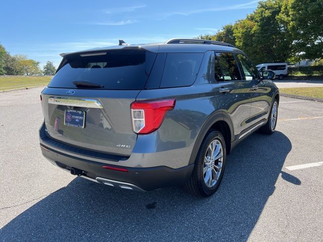 2023 Ford Explorer XLT photo 10