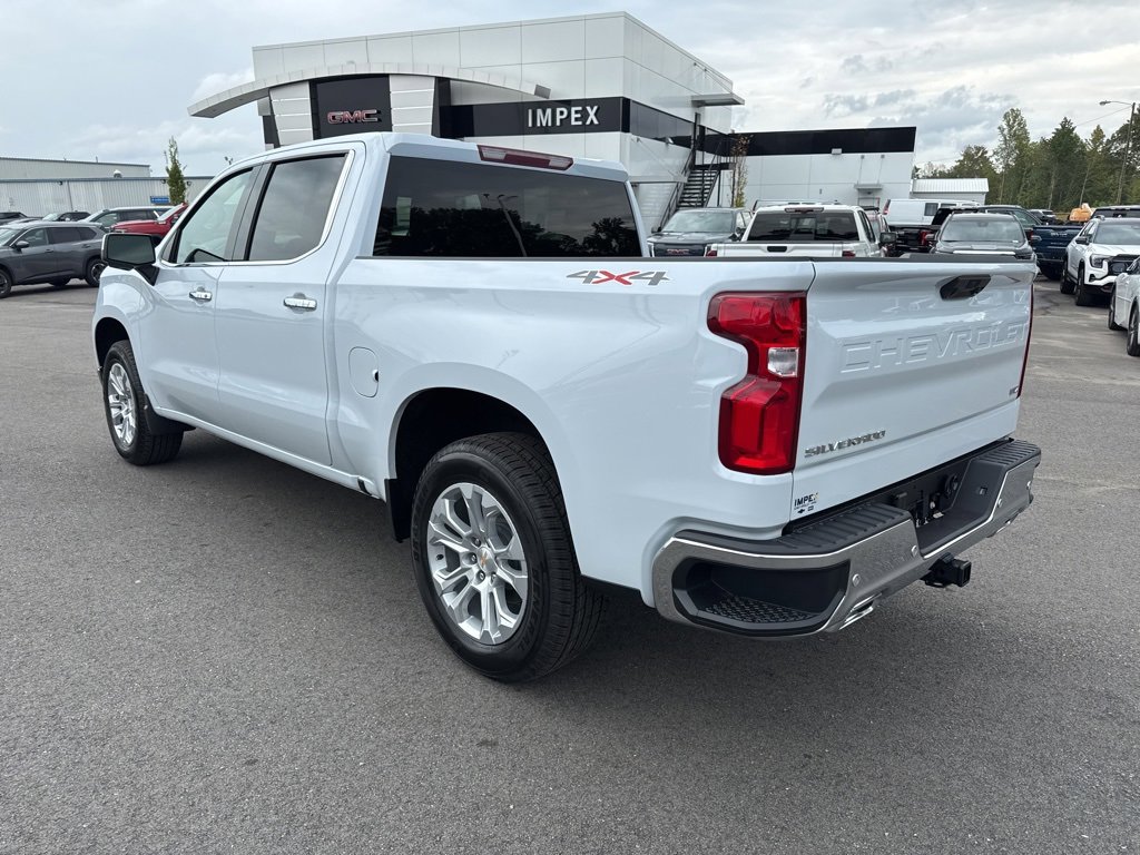 2026 Chevrolet Silverado 1500 LTZ photo 3