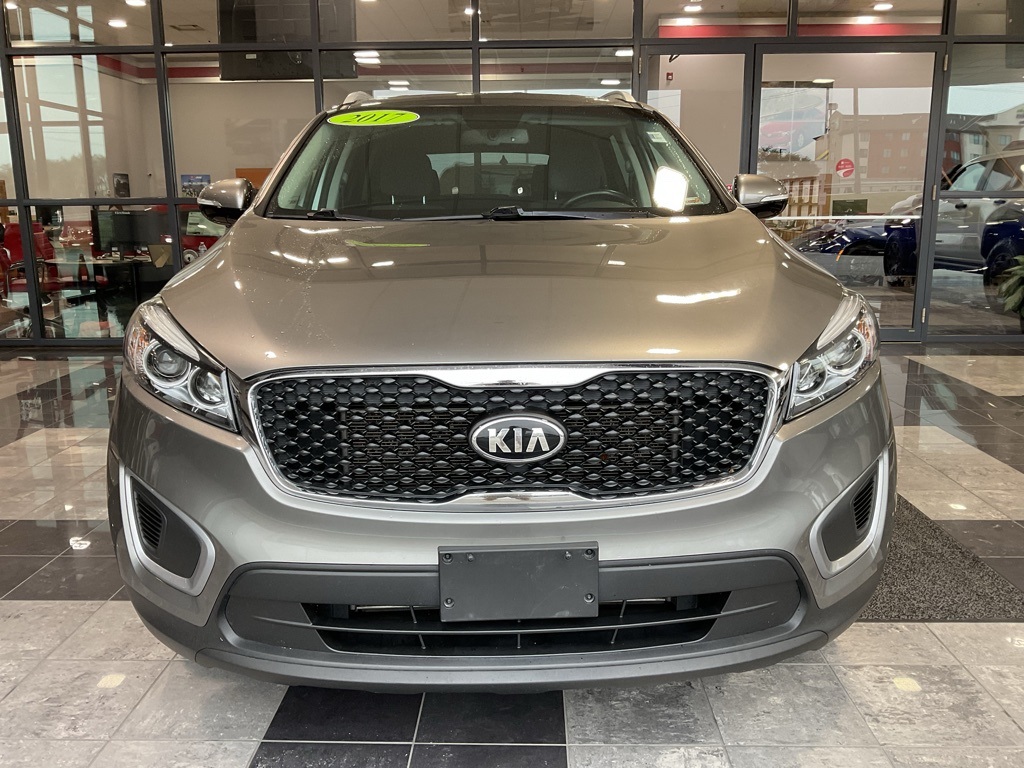 Used 2017 Kia Sorento LX with VIN 5XYPGDA31HG252419 for sale in Kansas City