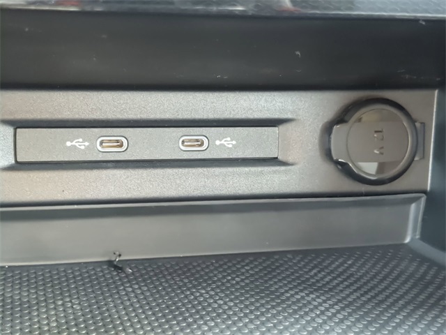 2025 Volkswagen Taos S photo 18