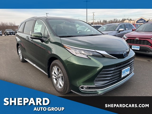 2025 Toyota Sienna Limited's photo