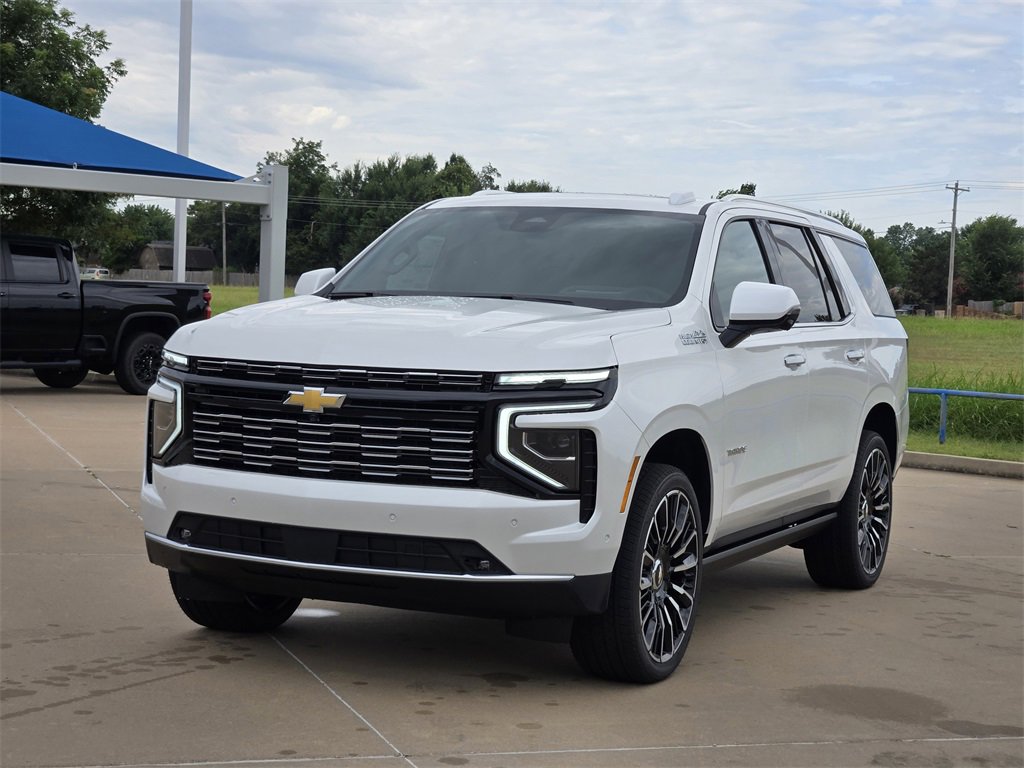 2025 Chevrolet Tahoe High Country photo 2