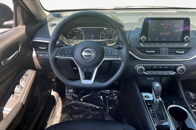 2024 Nissan Altima 2.5 SV photo 8