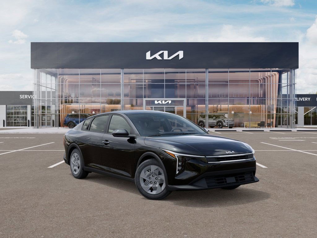 2025 Kia K4 LX photo 8