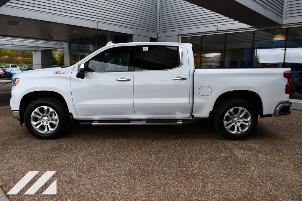 2026 Chevrolet Silverado 1500 LTZ photo 2