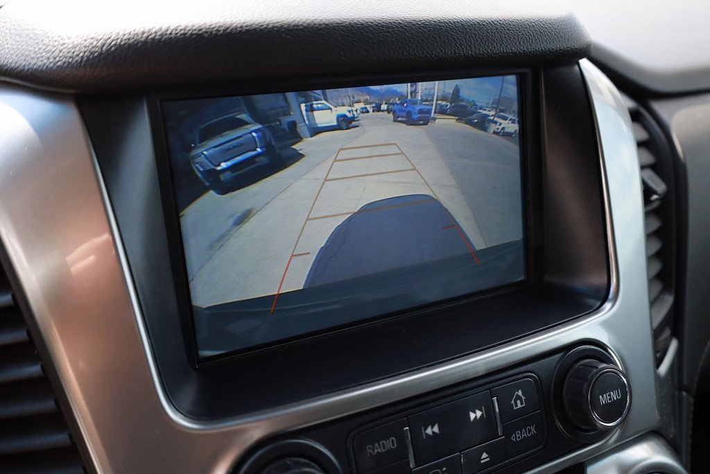 2020 Chevrolet Suburban LT photo 16