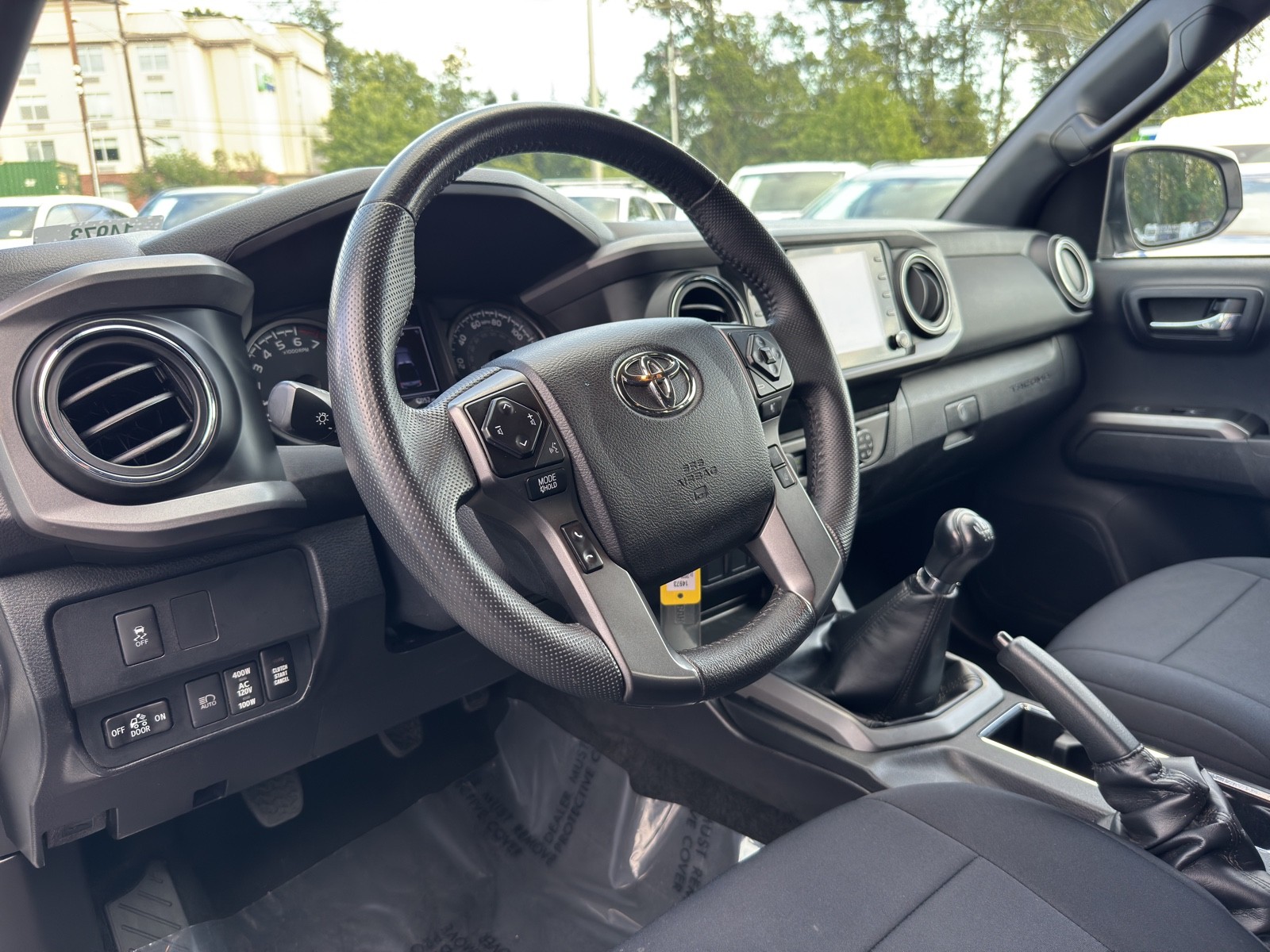 2020 Toyota Tacoma TRD SR5 photo 14