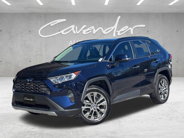 2019 Toyota RAV4 Limited's photo