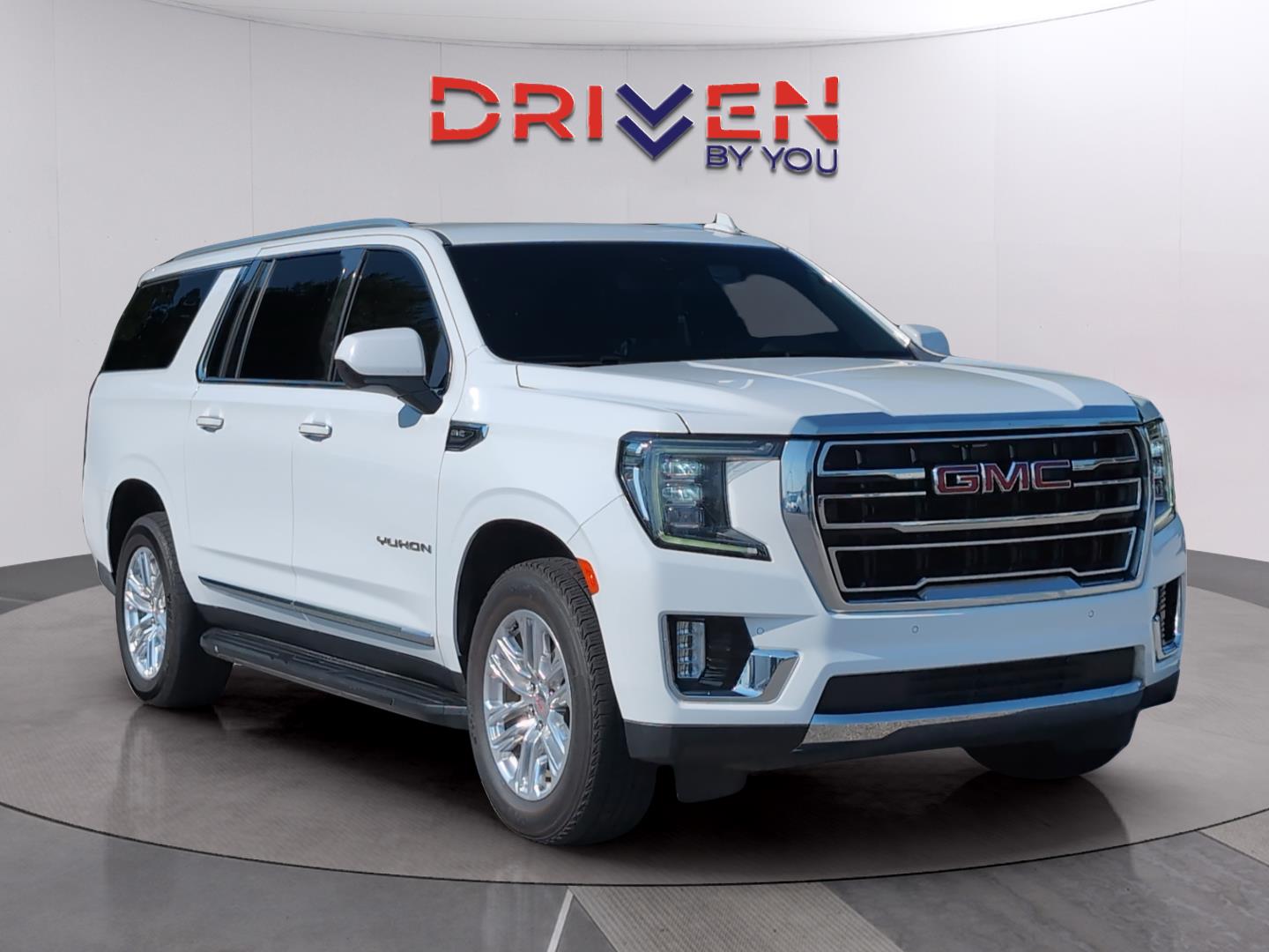2024 Gmc Yukon XL SLT photo 3