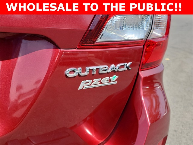 2017 Subaru Outback 2.5i Premium photo 4