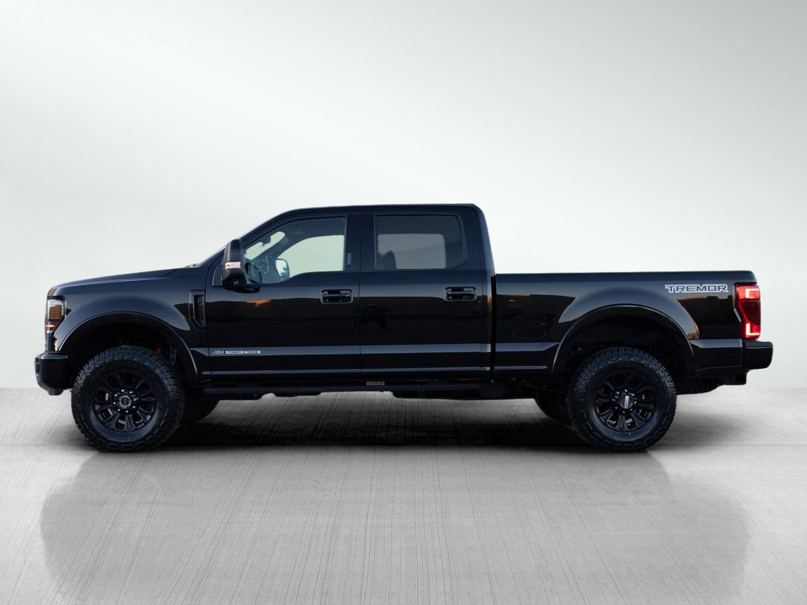 Used 2022 Ford F-250 Super Duty Lariat with VIN 1FT8W2BT2NEE72246 for sale in Bloomington, Minnesota