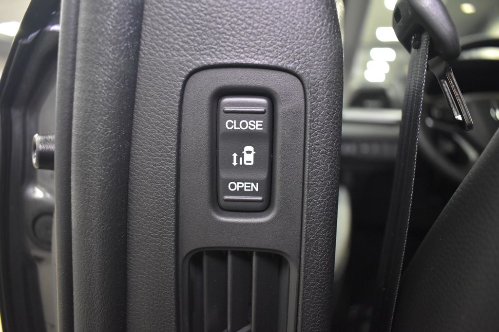 2026 Honda Odyssey EX-L photo 20