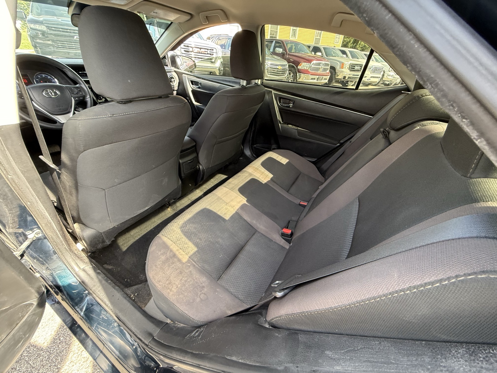 2017 Toyota Corolla LE photo 17