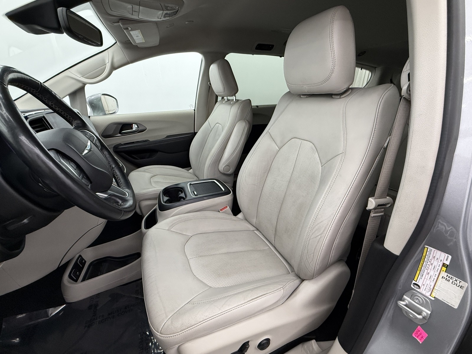 2021 Chrysler Pacifica Hybrid Touring L photo 18