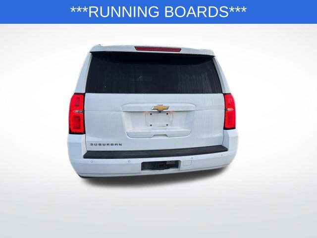 2018 Chevrolet Suburban LT photo 5