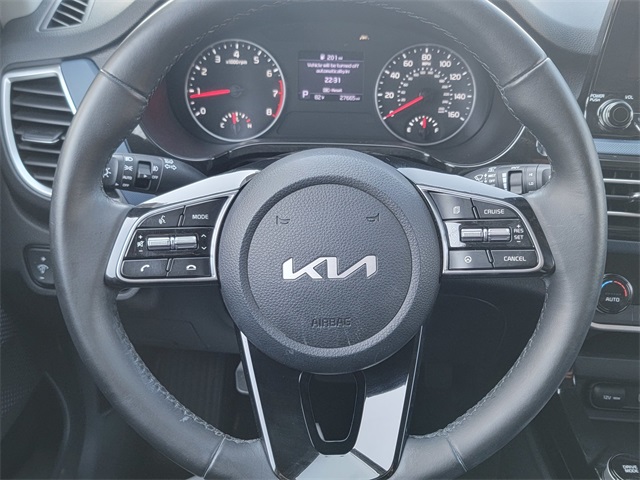 2023 Kia Seltos S photo 25