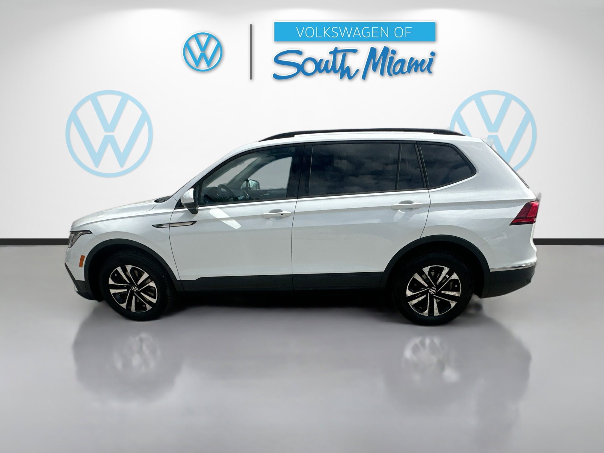 2023 Volkswagen Tiguan S photo 4